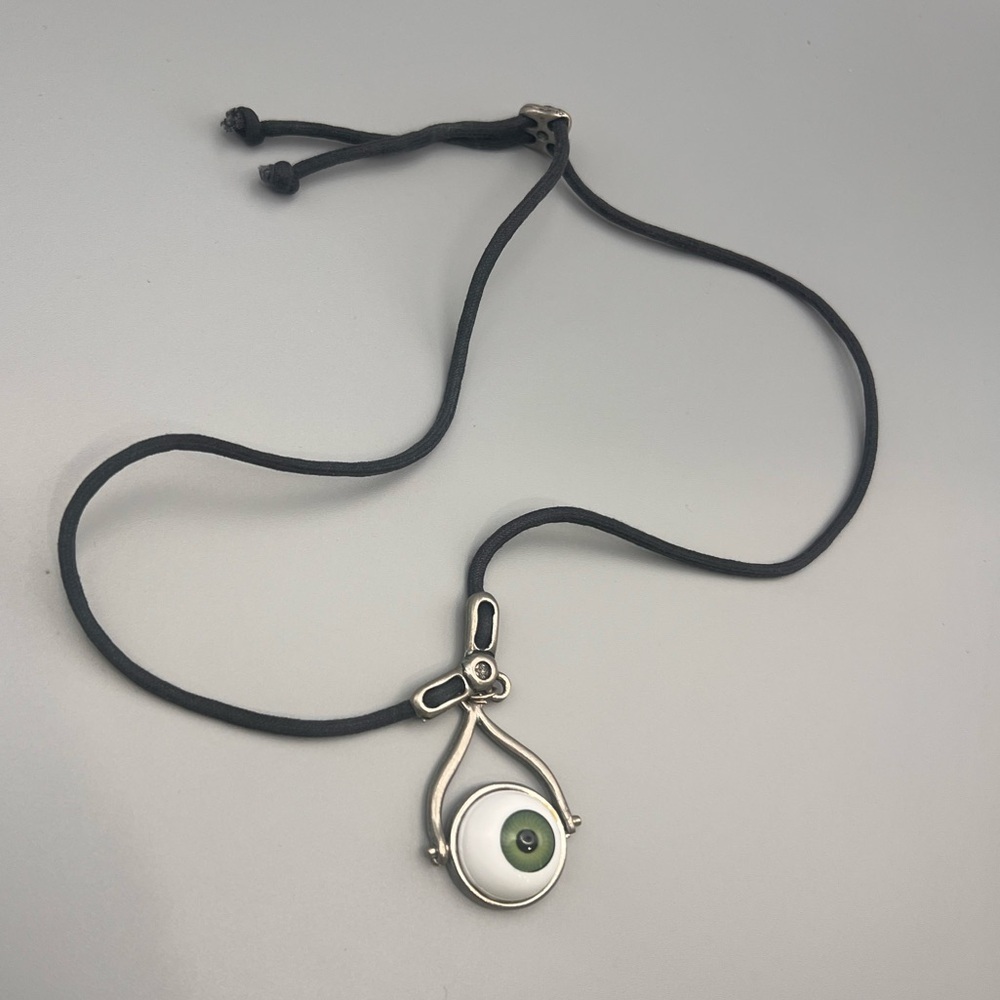 Green Eyeball Pendant Necklace Silver Tone Statement Gothic - Picture 3 of 6